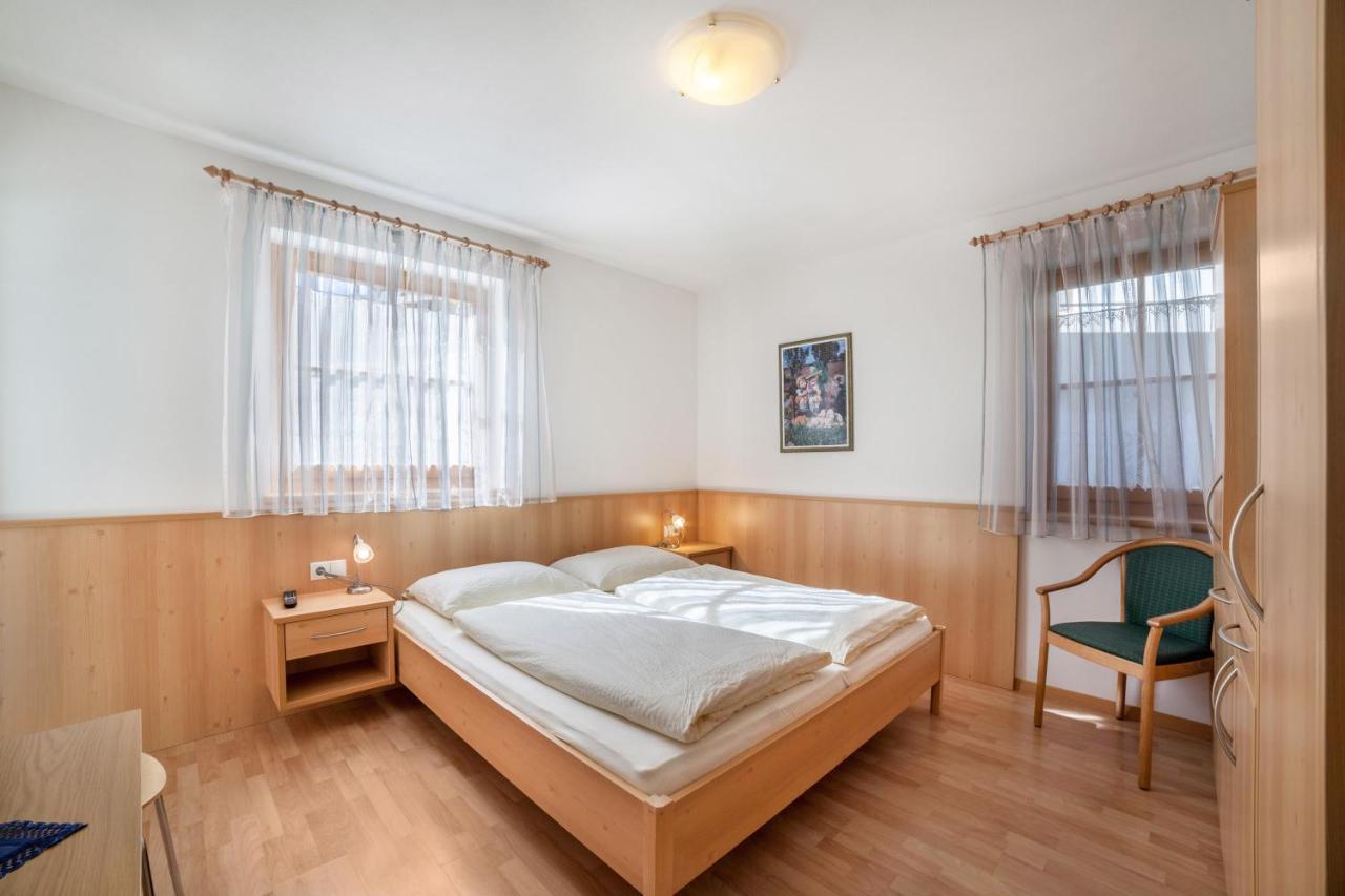 Parigger Apt Zirbe Racines Bagian luar foto
