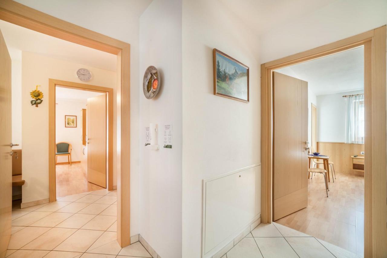 Parigger Apt Zirbe Racines Bagian luar foto