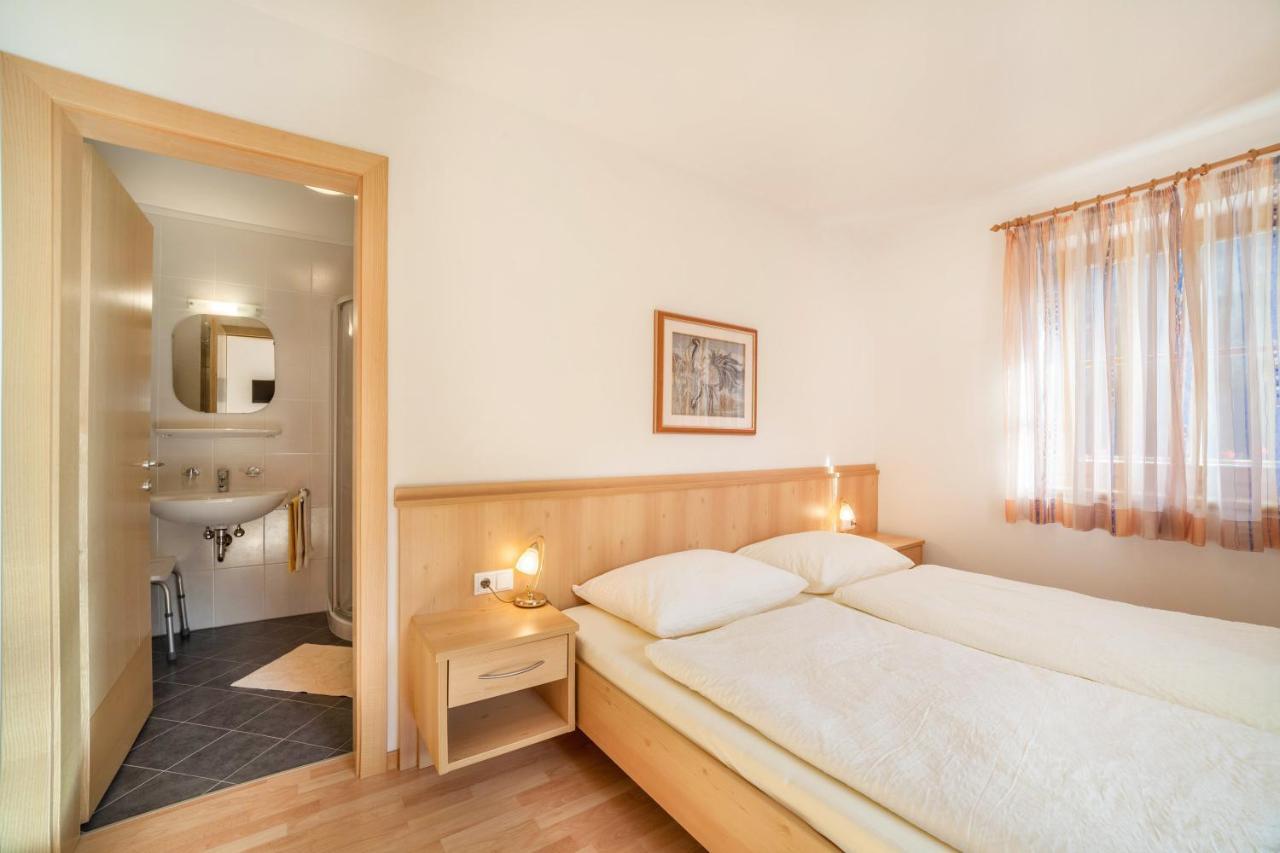 Parigger Apt Zirbe Racines Bagian luar foto